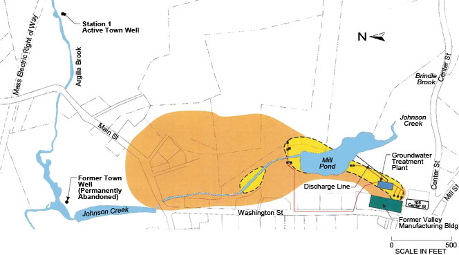 Location of municipal supply wells (one of the abandoned wells is shown) and extent of groundwater plume (above 5 &micro;g/L) prior to treatment.
